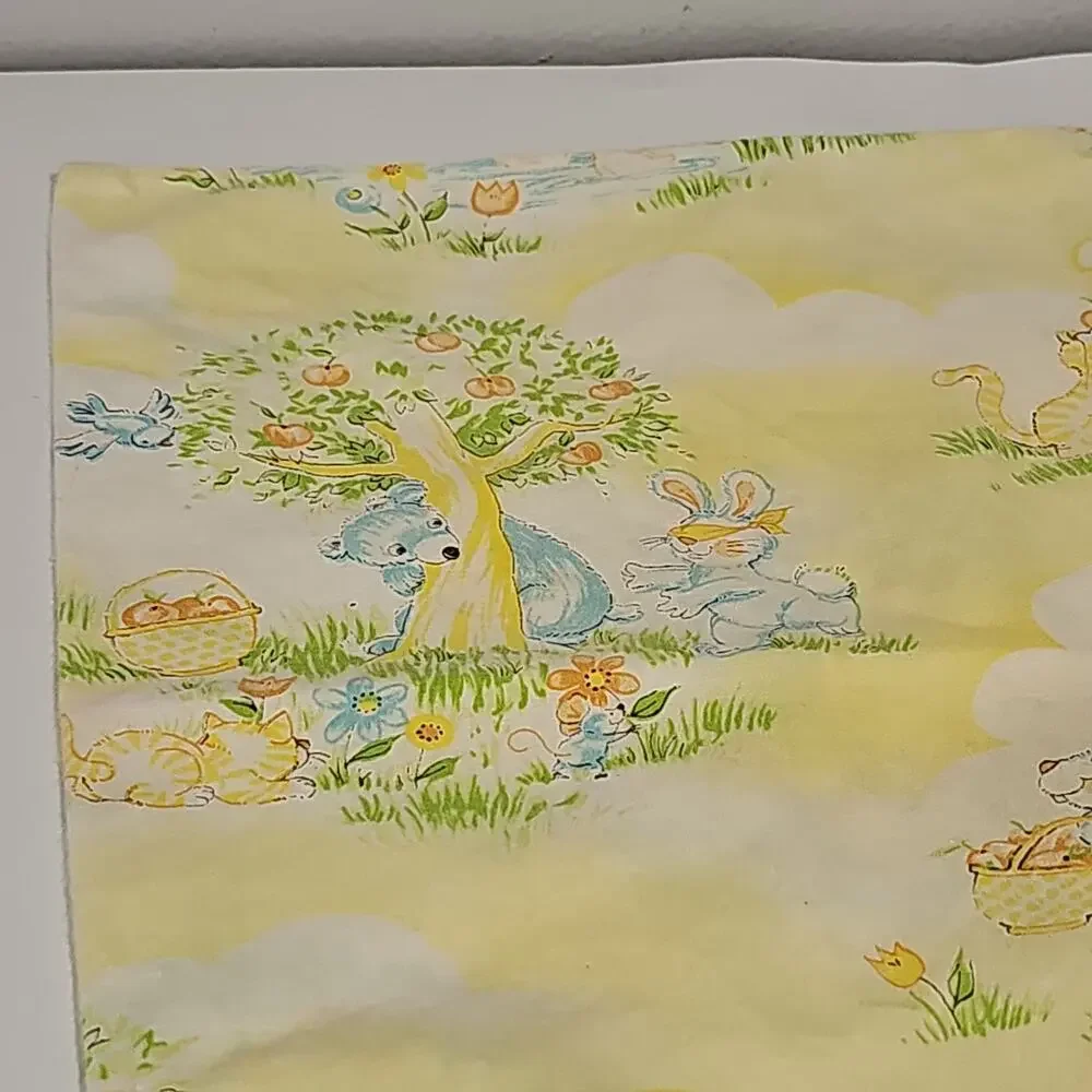 1978 Dundee Mills Vintage Baby Toddler Pillowcase Yellow Bear Duck Bunny
